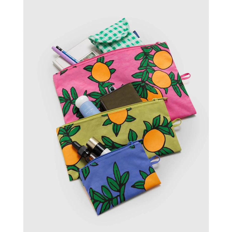 Baggu Flat Pouch Set of 3 in Backyard Fruit shops Pattern