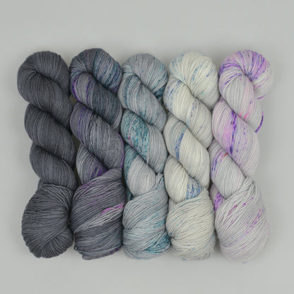 LEVEL UP // 5 SKEIN BUNDLE // Choose Your Yarn Weight – Midknit Cravings  Yarn Co